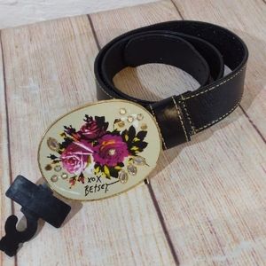 Betsey Johnson Leather Belt/Rose Buckle Size Medium